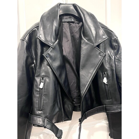 Lioness Faux Leather Jacket Staten Island Cropped Biker Jacket Size XL Black New - Picture 12 of 14